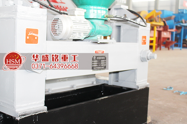 圣戈班明智選擇華盛銘對(duì)輥破碎機(jī)