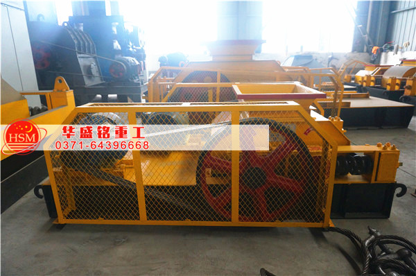 雙齒輥破碎機(jī)現(xiàn)場(chǎng)圖