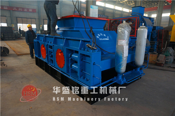 液壓對輥破碎機(jī)圖片